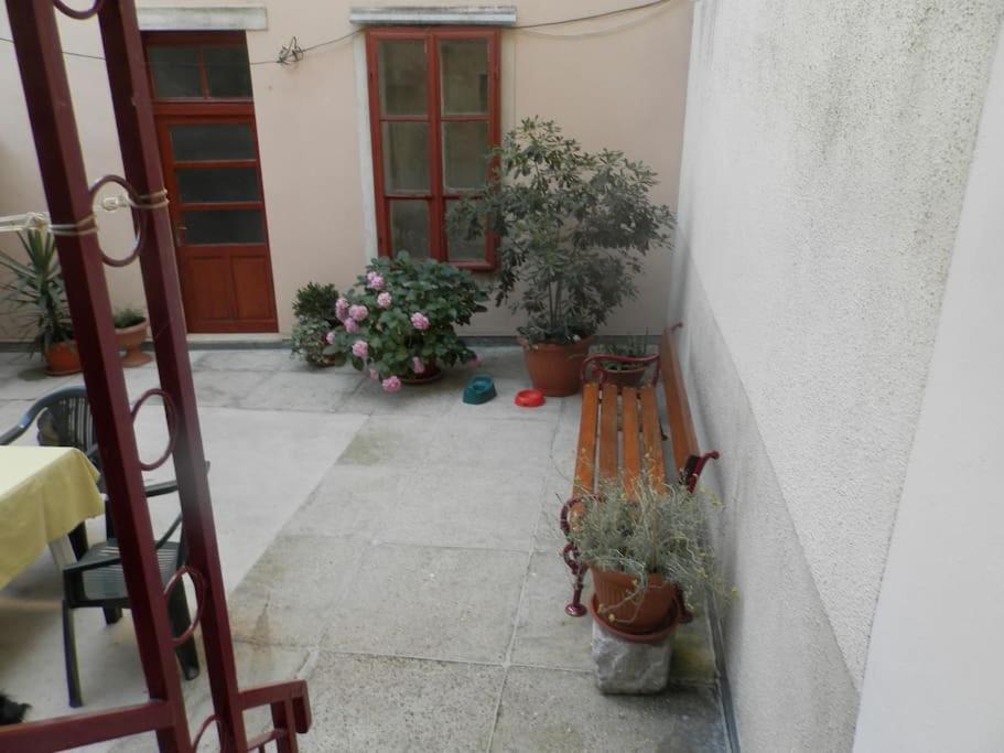 Vintage Pula Apartamento Exterior foto